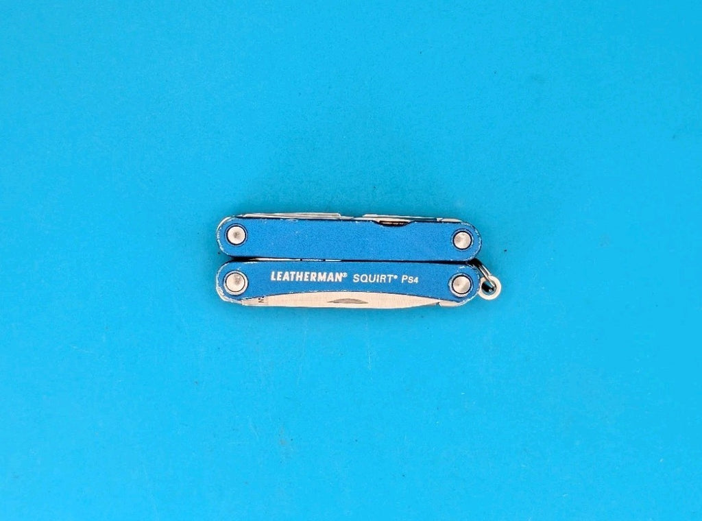 Leatherman SQUIRT PS4 Multi-Tool With Pliers Scissors Knife BLUE!