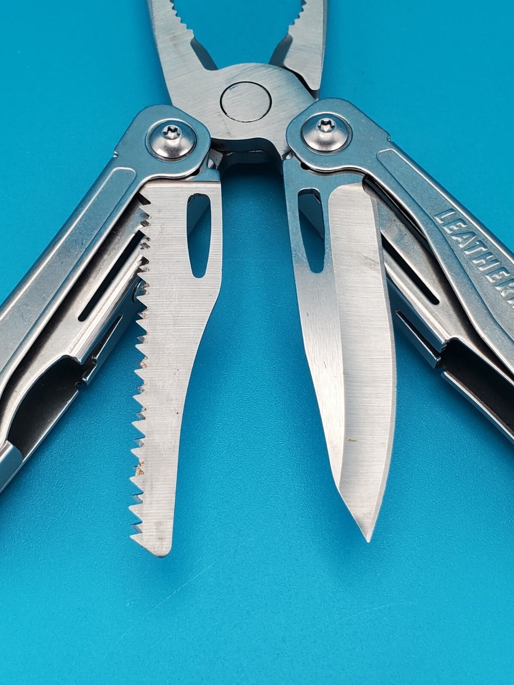 Leatherman Sidekick Multi-Tool, Knife, Pliers, Saw, Stainless!