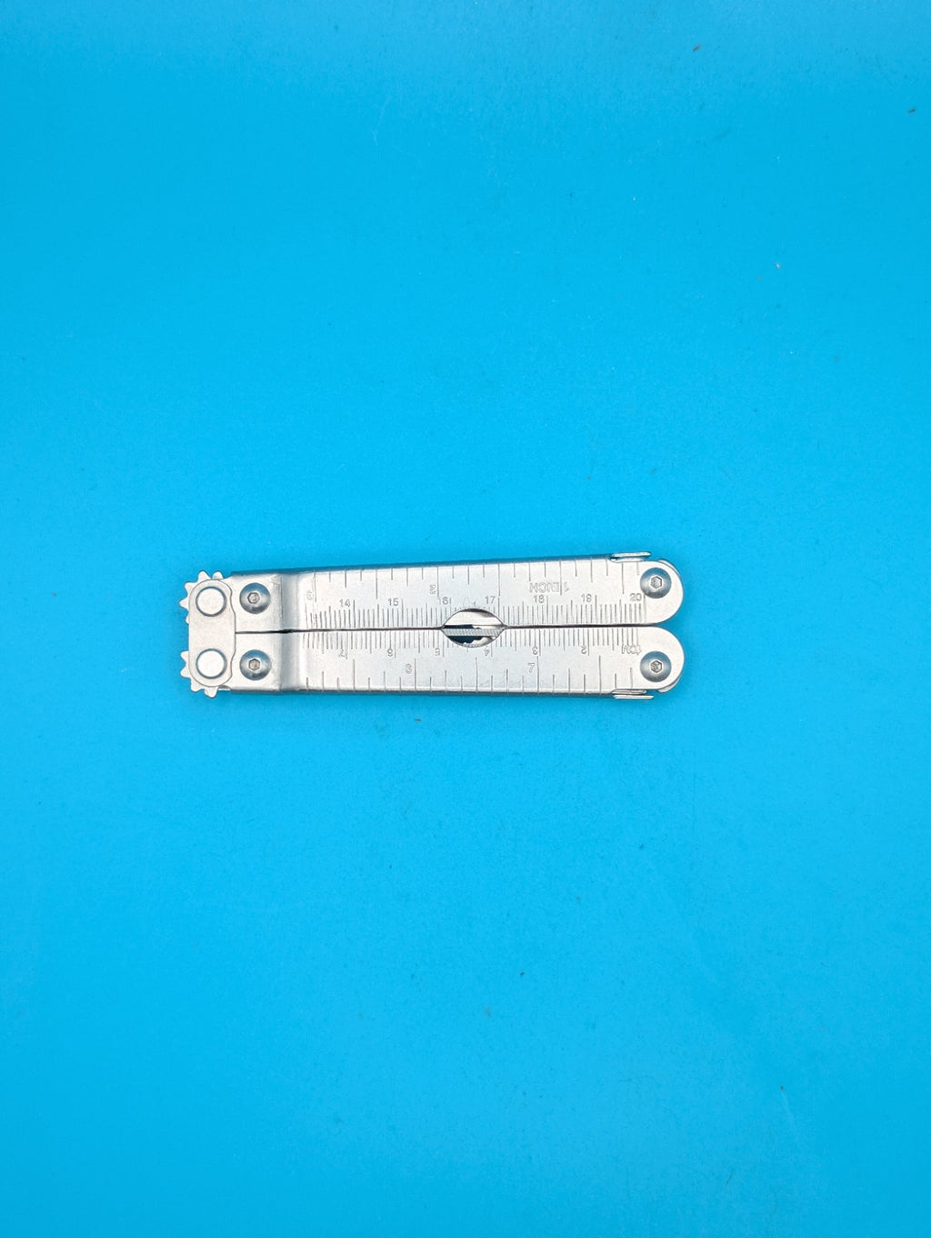 SOG Specialty Knives & Tools Multi Tool Lynnwood WA USA