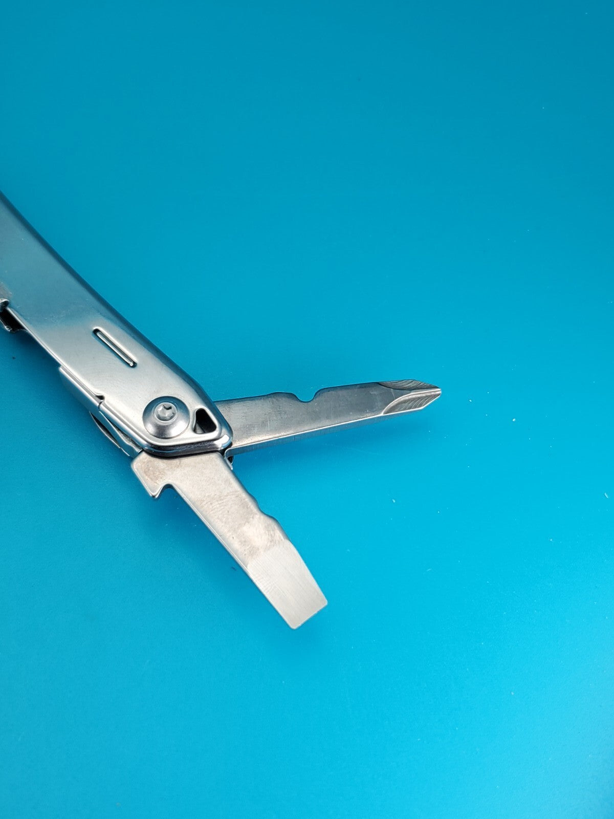 Leatherman Sidekick Multi-Tool, Knife, Pliers, Saw, Stainless! With Sheath!