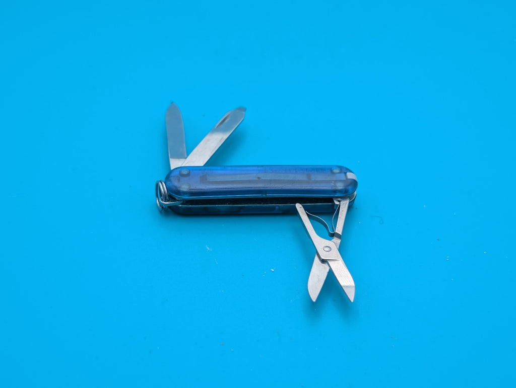 Victorinox Signature Lite Blue Swiss Army Knife, 58mm, Red Bright LED