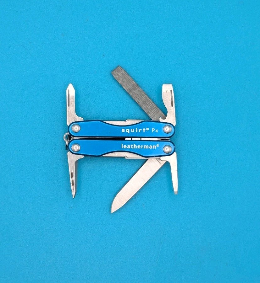 Leatherman Squirt P4 Multi-Tool, Key Ring, Retired, BLUE!