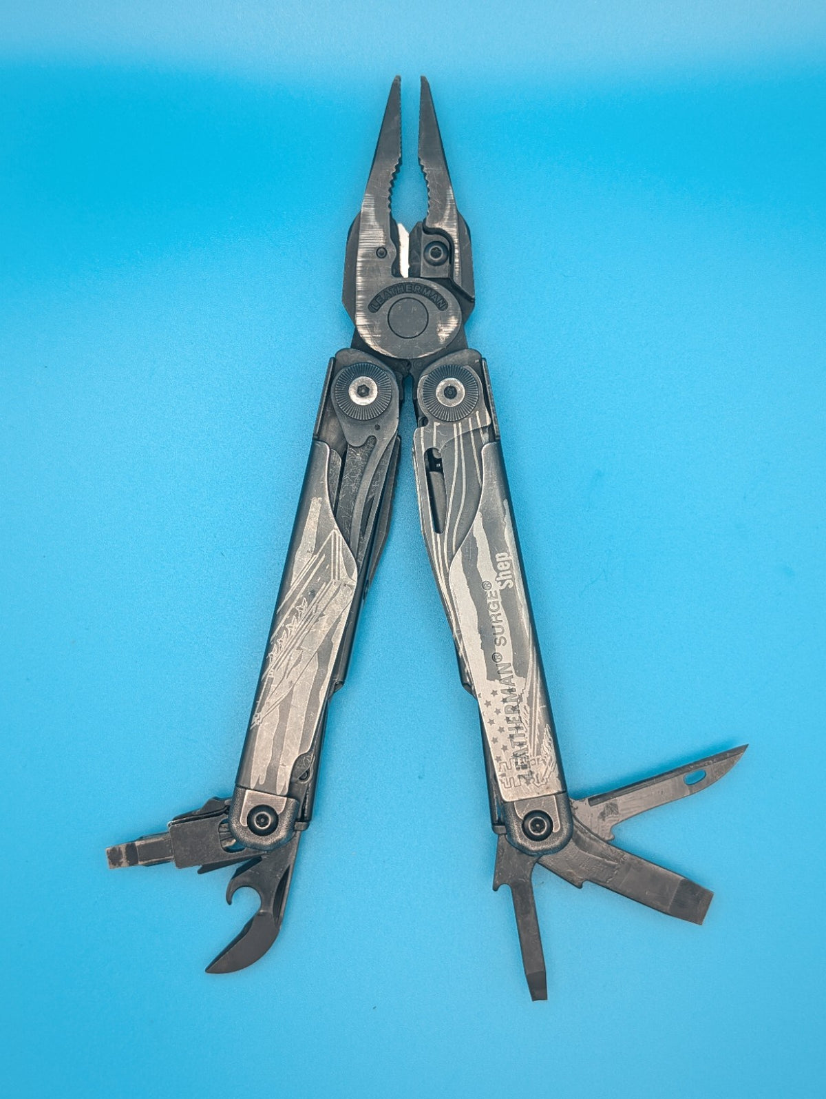 Leatherman Surge Heavy Duty Multi-Tool! GOOD WORKING CONDITION! BLACK OXIDE!