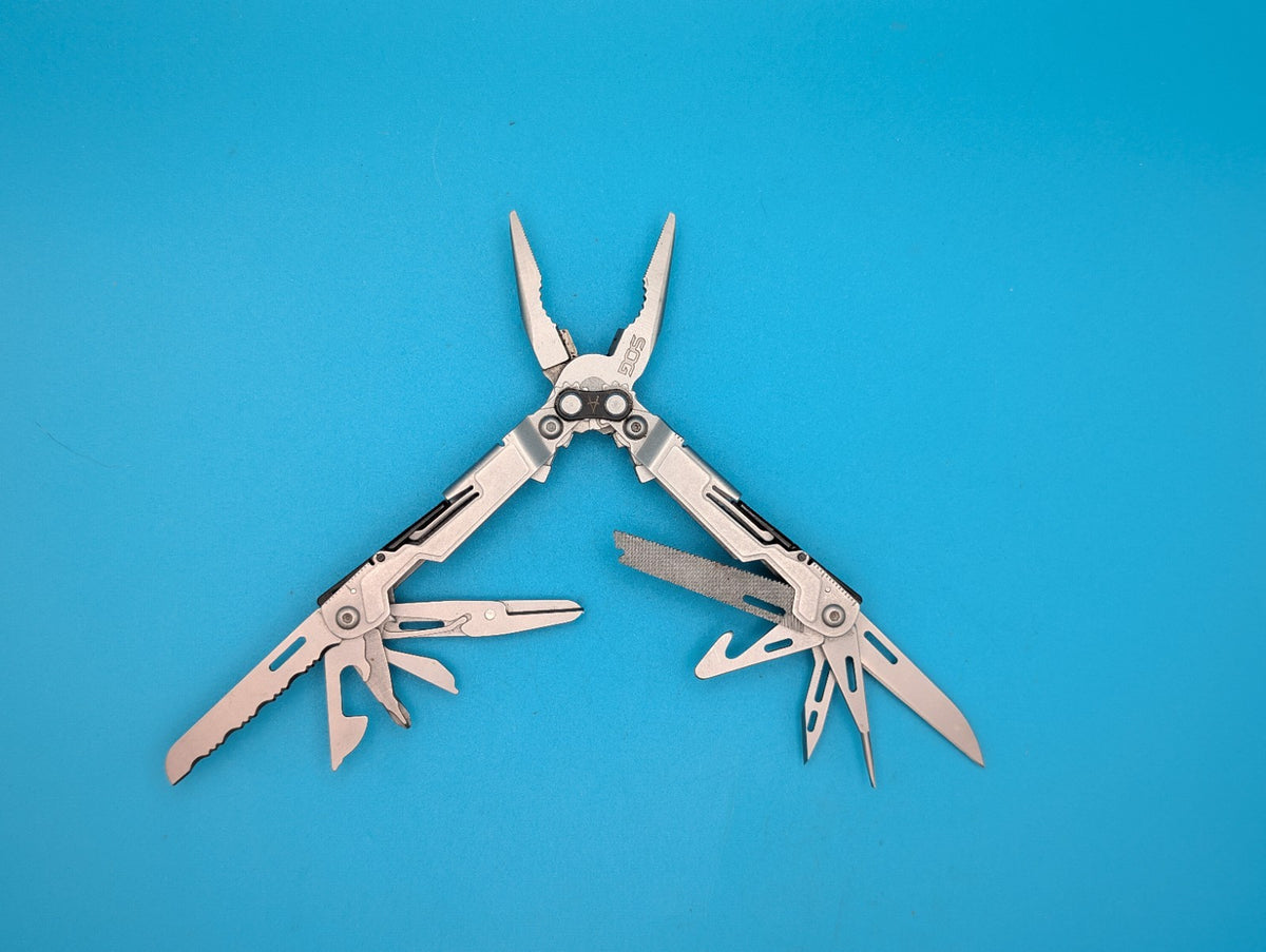 SOG PowerPint Tool Compact Lightweight Silver Multi-Tool!