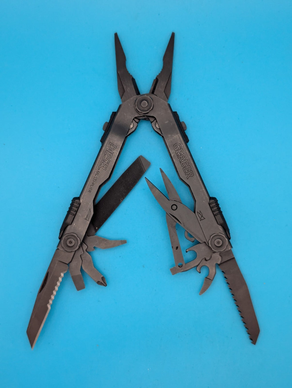 Gerber Diesel Multi Plier Multi-Tool! BLACK! WITH SHEATH!