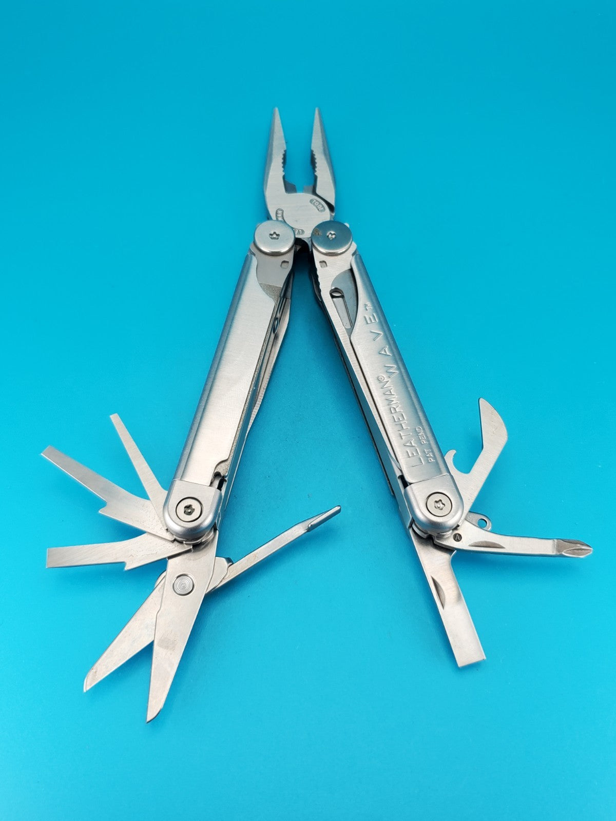 Leatherman Wave Original Vintage Retired, Dated 0400 (APR, 2004) EXCELLENT!