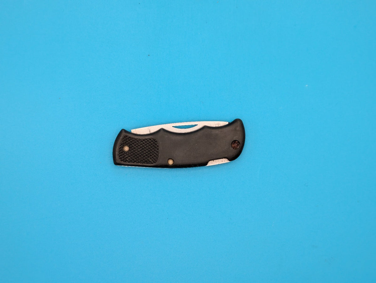 Cutco 1886 Serrated Edge Blade USA Lockback Knife! Black Handle! *LUND*