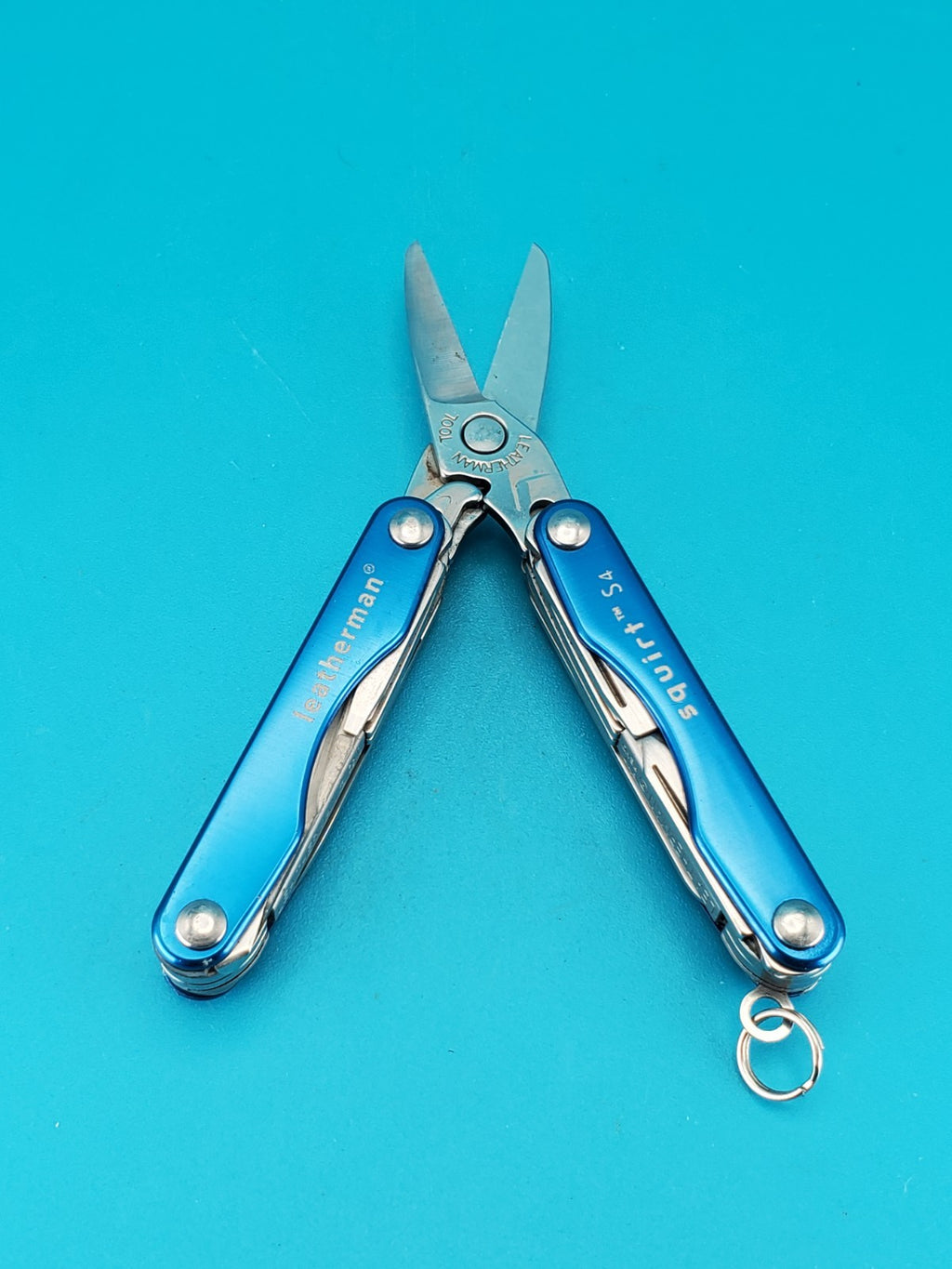 Leatherman Squirt S4 Multi-Tool, Key Ring, Retired, BLUE! CAREFIRST BLUEFUND
