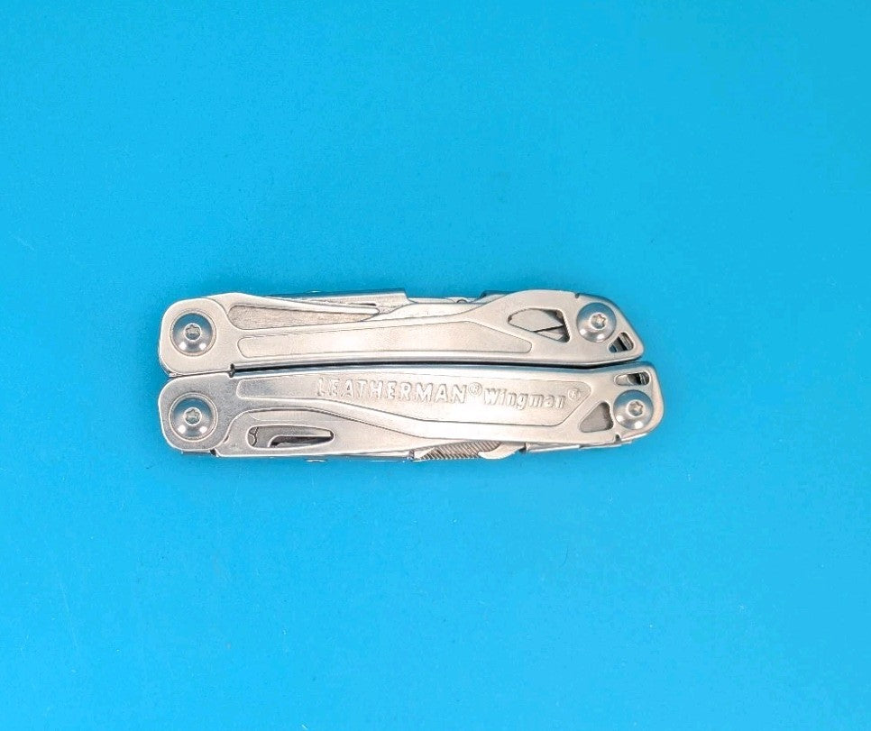 LEATHERMAN WINGMAN MULTI-TOOL! FAST SHIPPING! WITH SHEATH!