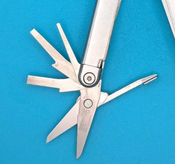 Leatherman Wave Original Vintage Retired, Dated 0601 (JUNE, 2001)