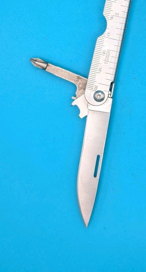 SOG Specialty Knives & Tools Multi Tool Lynnwood WA USA