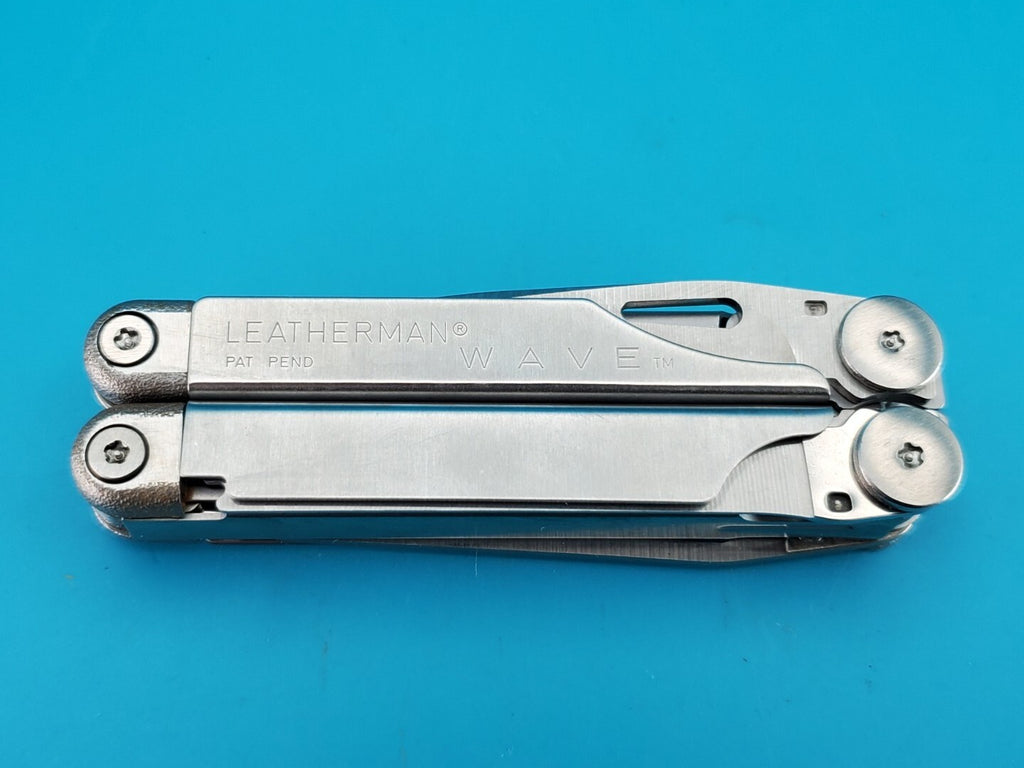 Leatherman Wave Original Vintage Retired, Dated 0401 (APR, 2001)