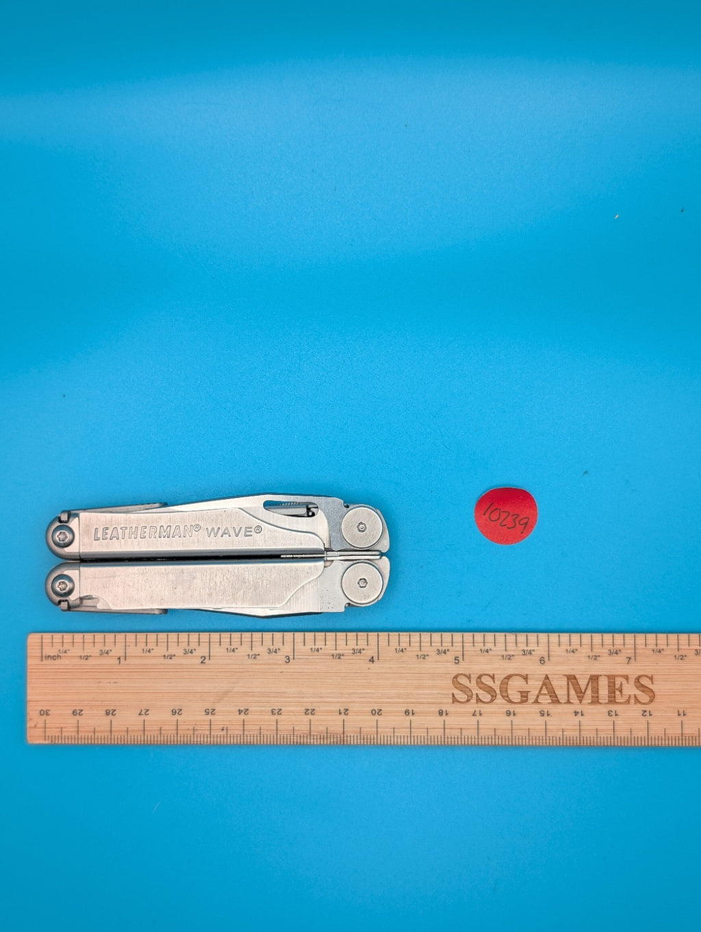 Leatherman Wave Multi Tool! Stainless! Retired! Free Shipping! With Sheath!