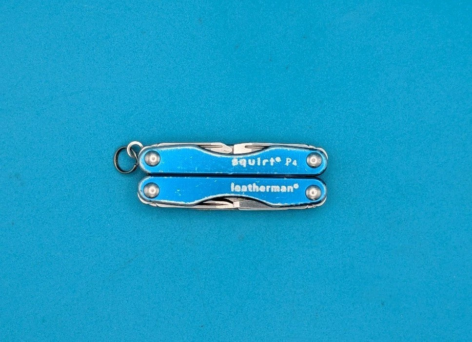Leatherman Squirt P4 Multi-Tool, Key Ring, Retired, BLUE!