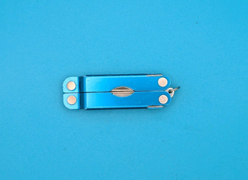 Leatherman Micra Multi-Tool, Knife, Scissors, Key Ring, Blue! PARITY FACTORY