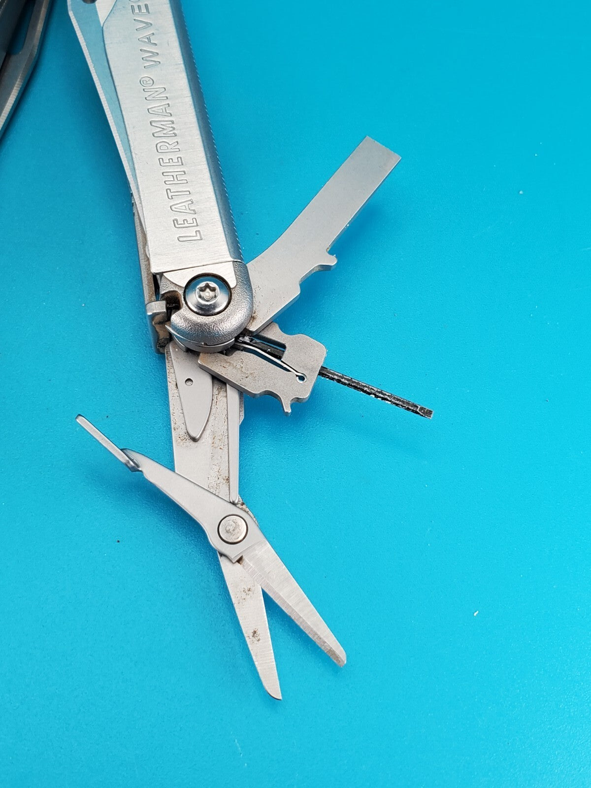 Leatherman Wave Multi Tool, Stainless, Retired