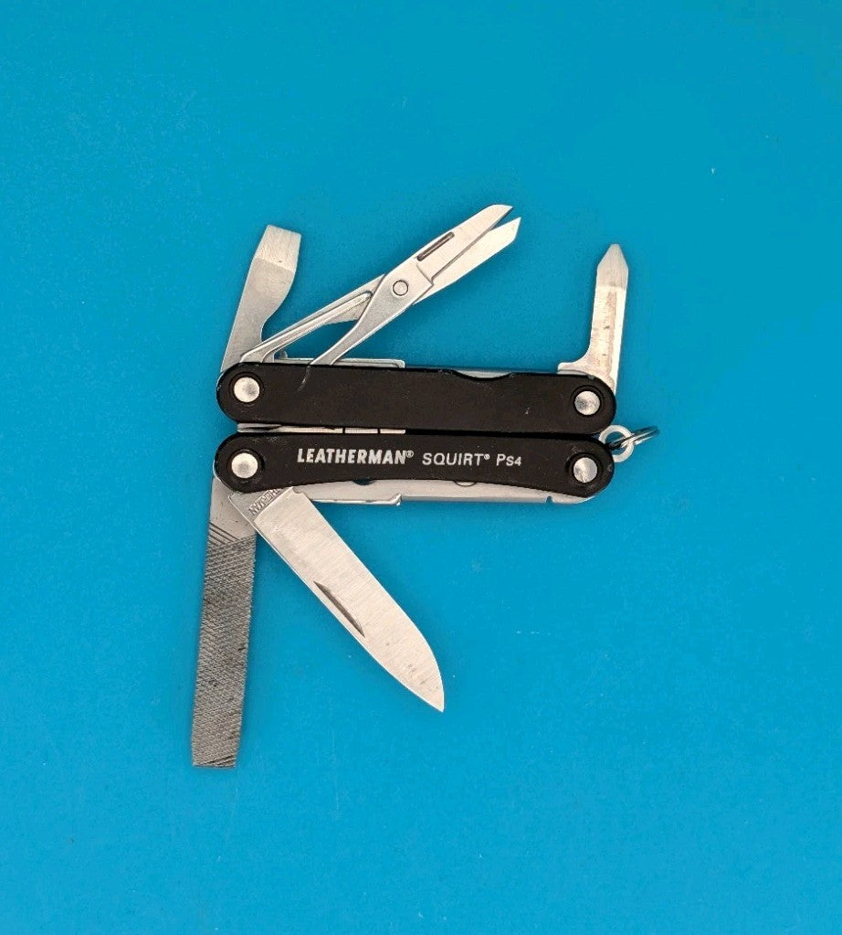 Leatherman SQUIRT PS4 Multi-Tool With Pliers Scissors Knife BLACK!