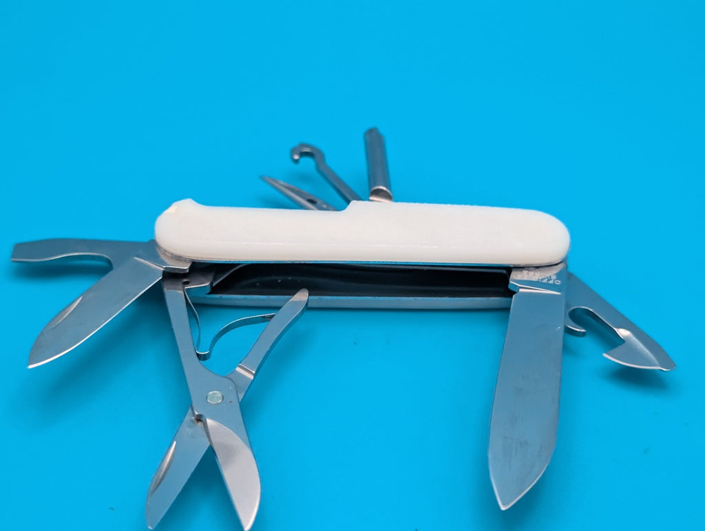 Custom Victorinox Super Tinker Glow in the Dark Swiss Army Knife Multi Tool!