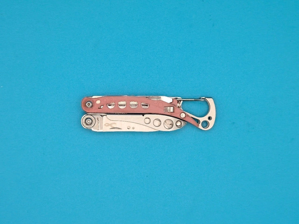 Rare Early Retired PINK Leatherman Style CS Multitool, Cancer Foundation
