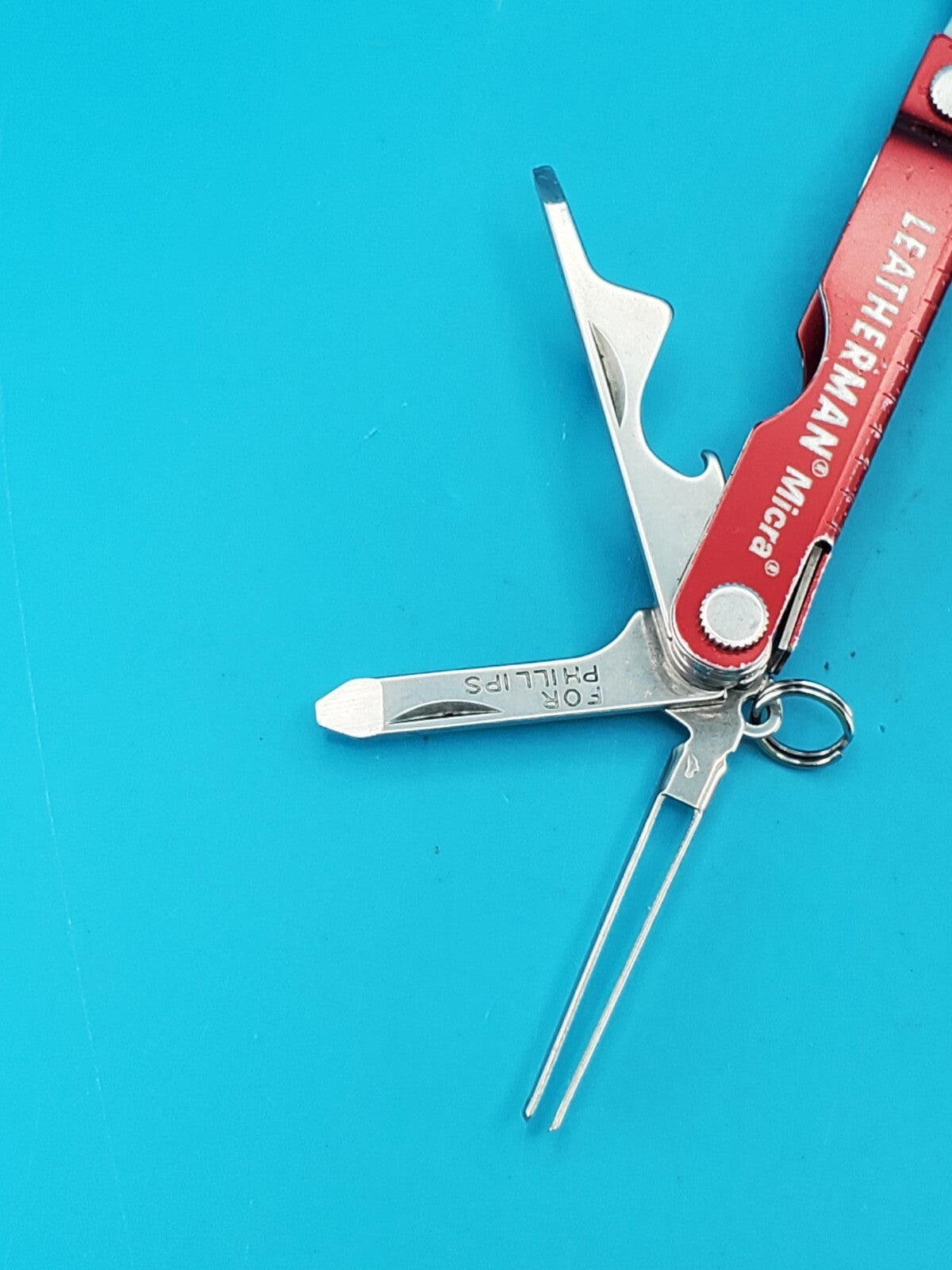 Leatherman Micra Multi-Tool, Knife, Scissors, Key Ring, Red