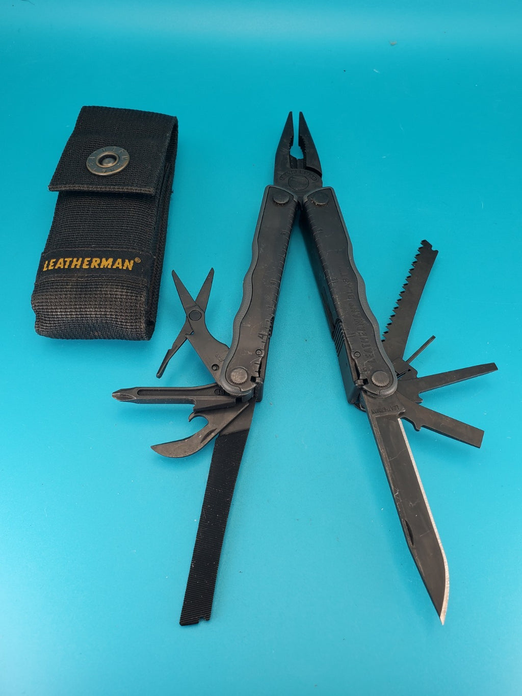 Leatherman BLAST Multi-Tool , Retired Multitool w/ Knife Pliers! BLACK OXIDE!