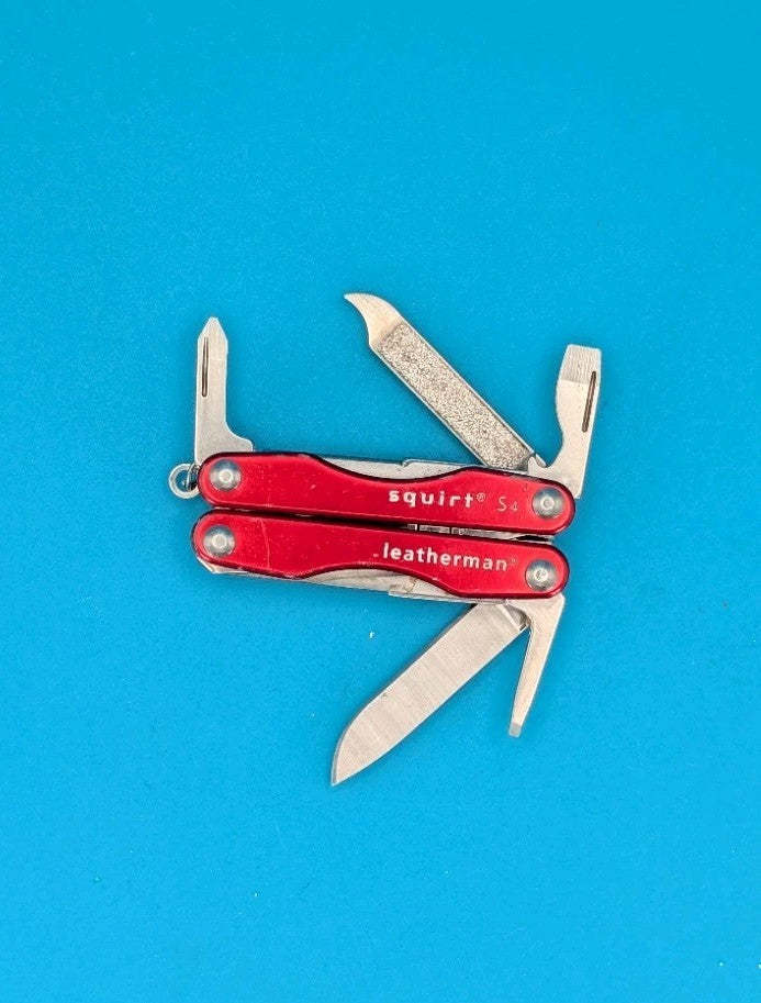 Leatherman Squirt S4 Multi-Tool, Key Ring, Retired, RED!