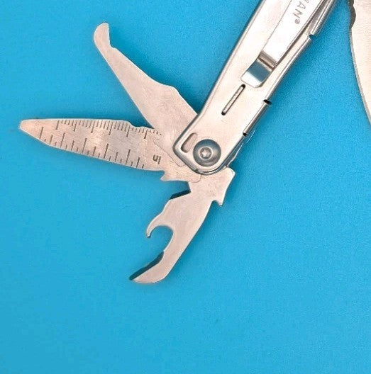 LEATHERMAN WINGMAN MULTI-TOOL! FAST SHIPPING! WITH SHEATH!