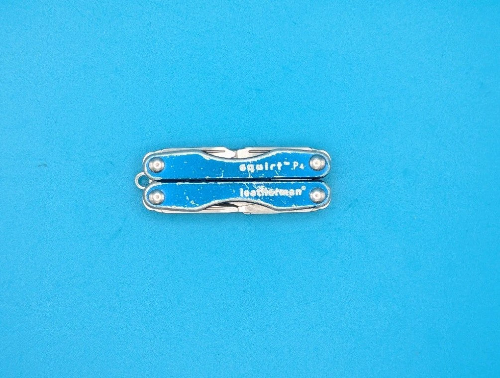 Leatherman Squirt P4 Multi-Tool, Key Ring, Retired, BLUE!