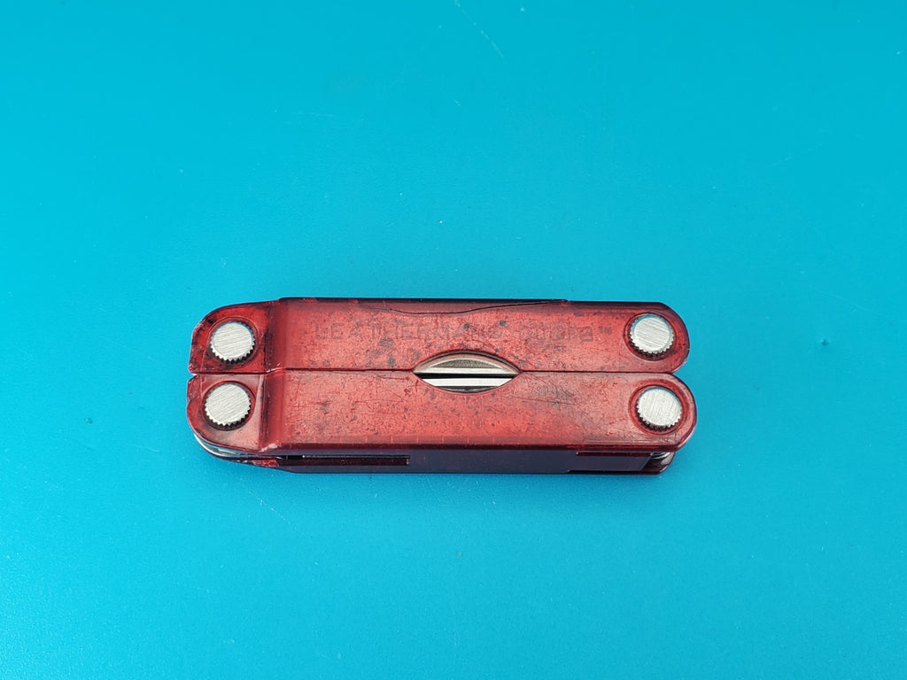 Leatherman Micra Multi-Tool, Knife, Scissors, Key Ring! RED CASE
