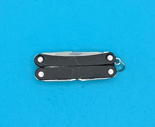 Leatherman SQUIRT PS4 Multi-Tool With Pliers Scissors Knife BLACK!