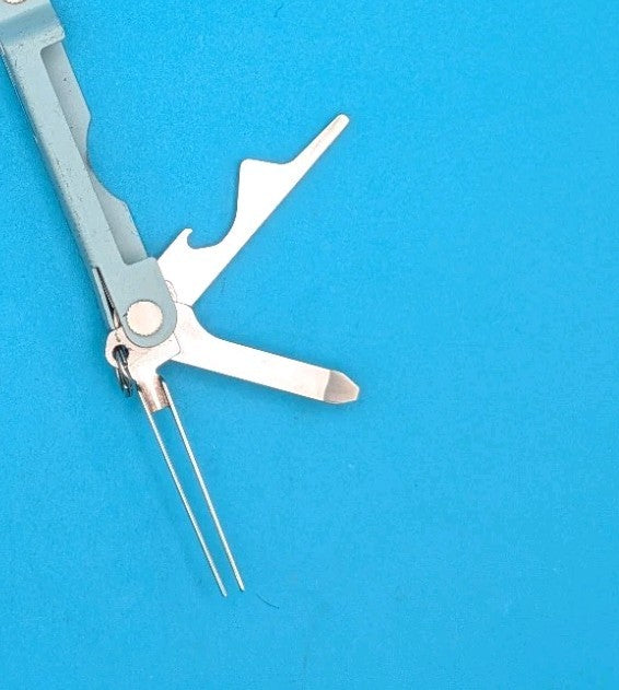 Leatherman Micra Multi-Tool, Knife, Scissors, Key Ring, Teal Blue!