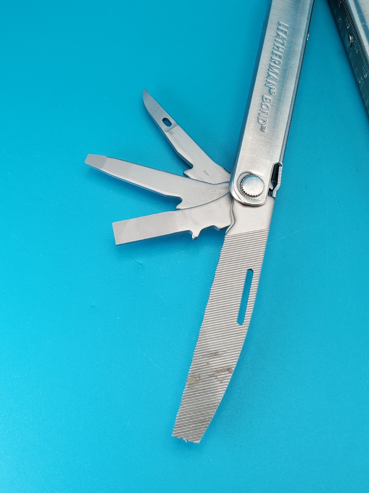 Leatherman Bond Multitool, Stainless Steel Everyday Tool