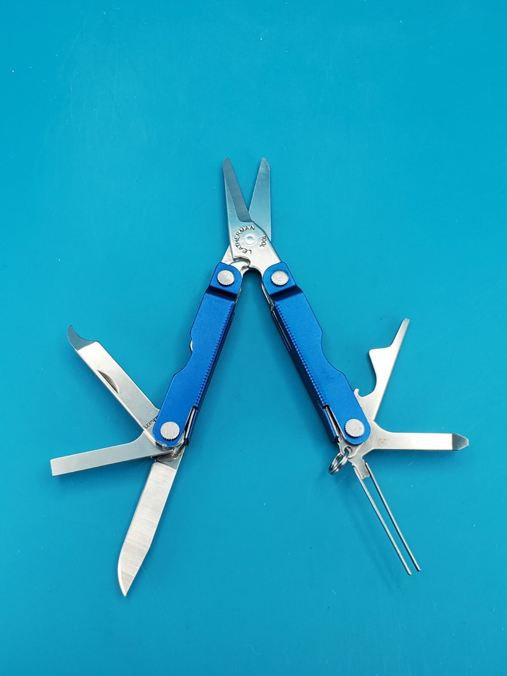 Leatherman Micra Multi-Tool, Knife, Scissors, Key Ring, Blue