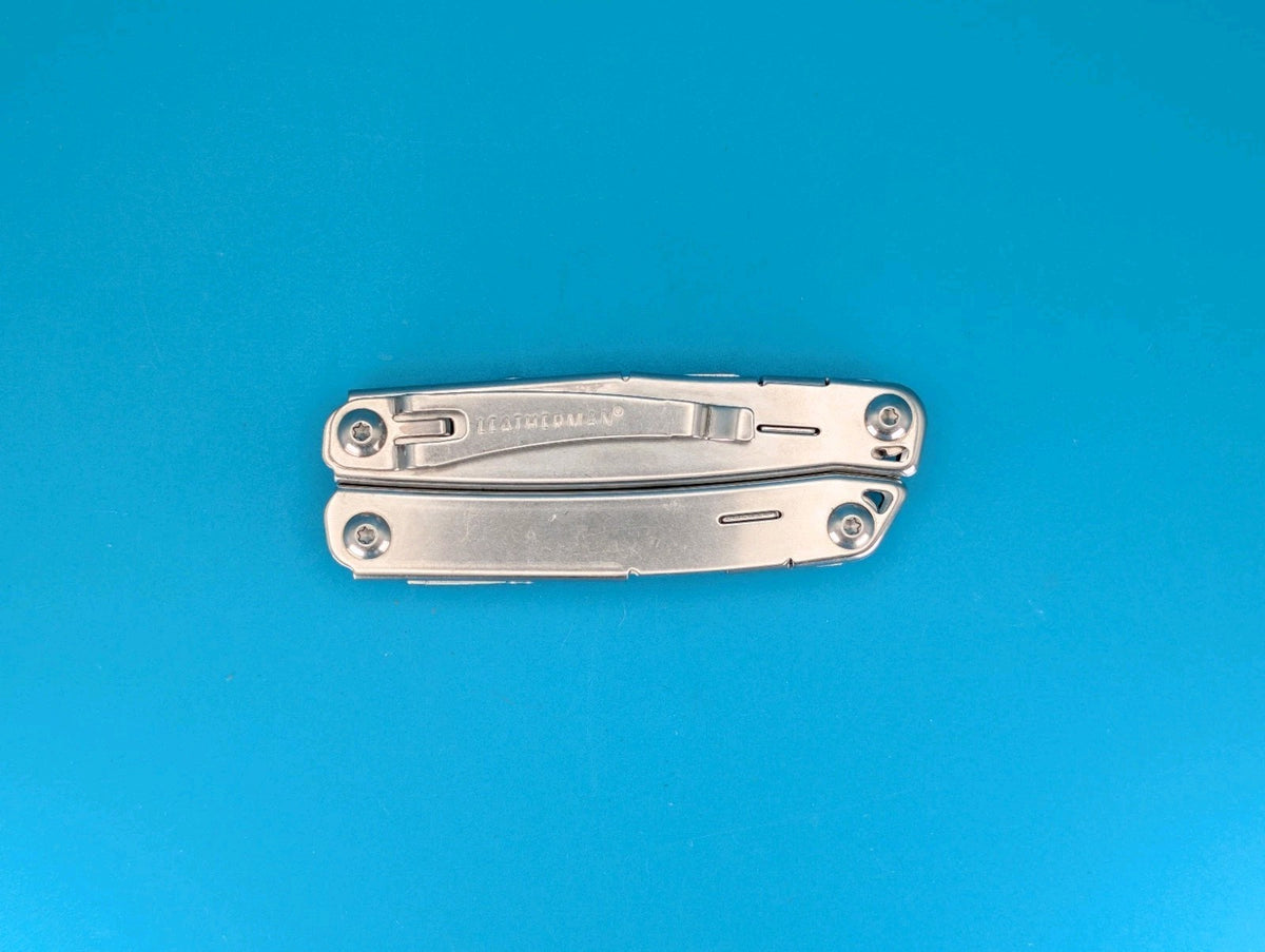 Leatherman Sidekick Multi-Tool, Knife, Pliers, Saw, Stainless!