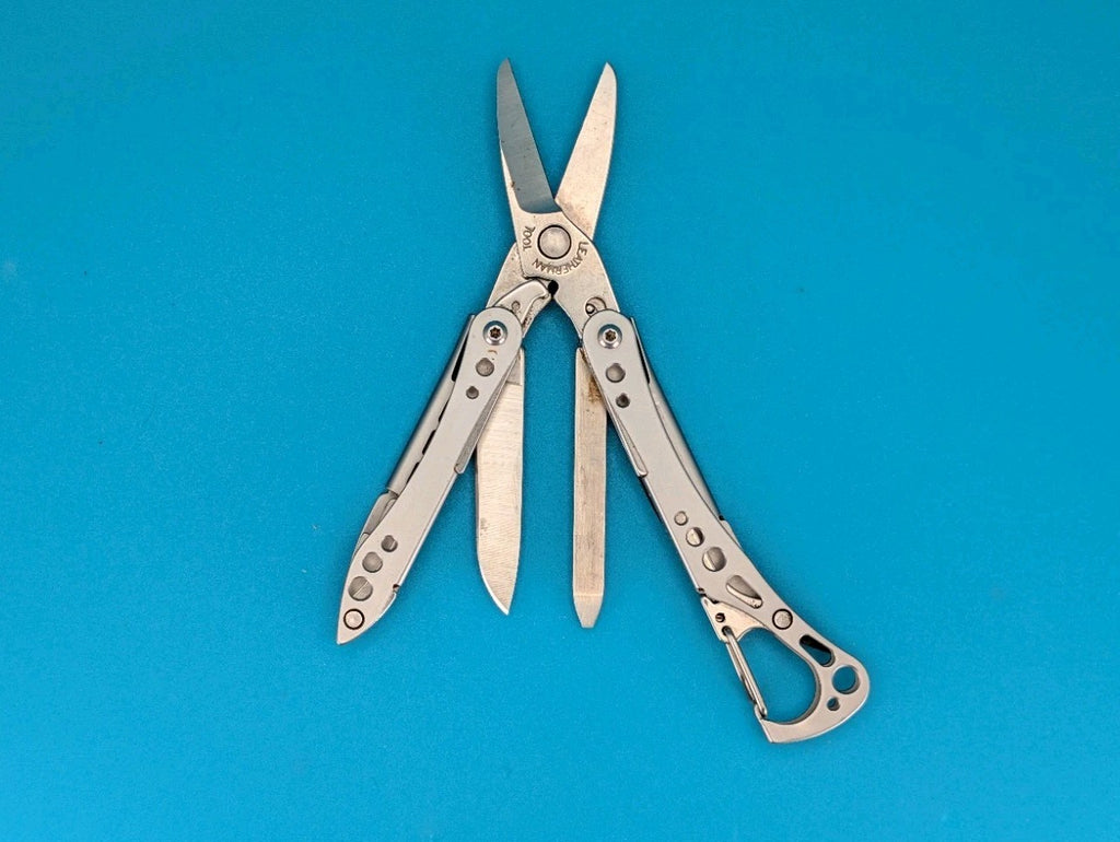 Leatherman Style CS Black Multi-Tool! FAST SHIPPING! *MISSING TWEEZERS*