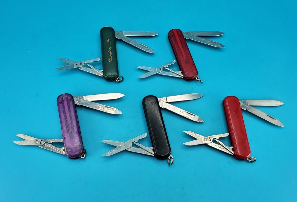 Lot of 5 Wenger Esquire Swiss Army Knife Multi Tools!