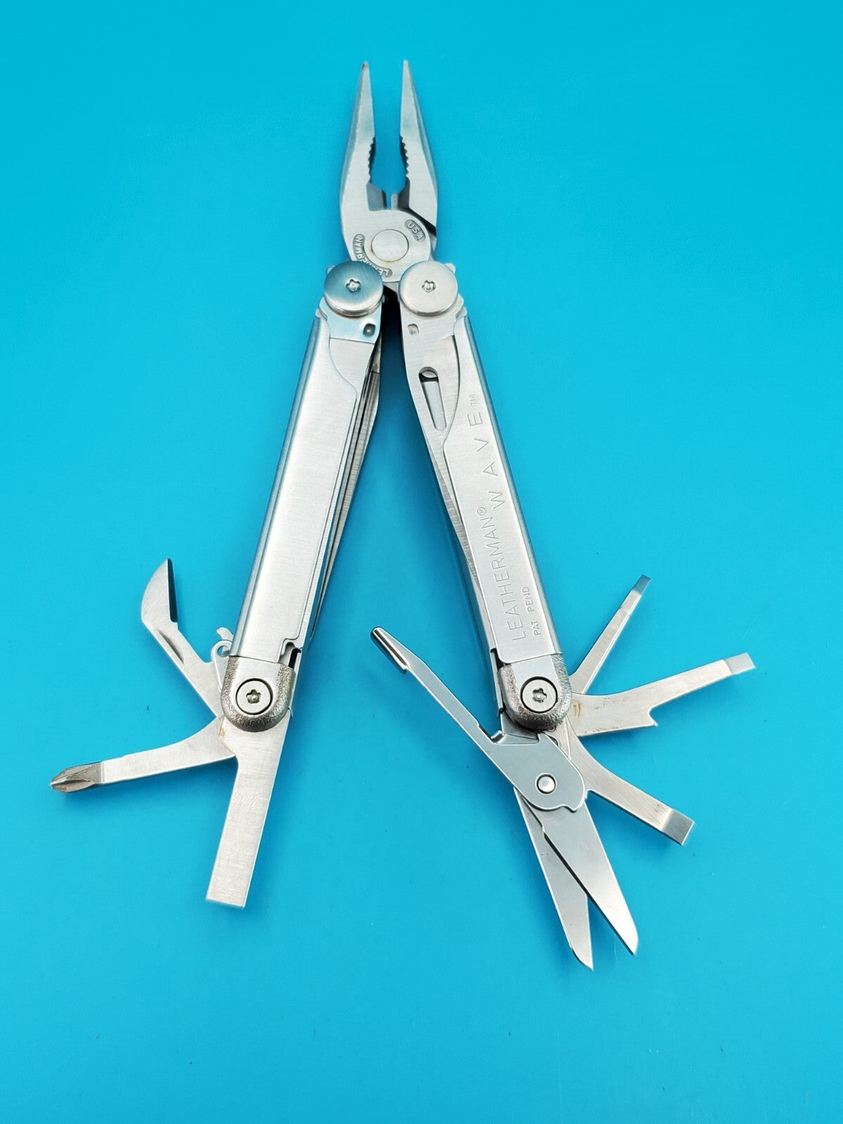 Leatherman Wave Original Vintage Retired, Dated 0401 (APR, 2001)