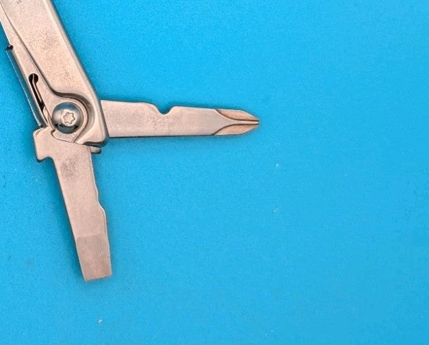 Leatherman Rev 3.8" Multi-Tool, Stainless!