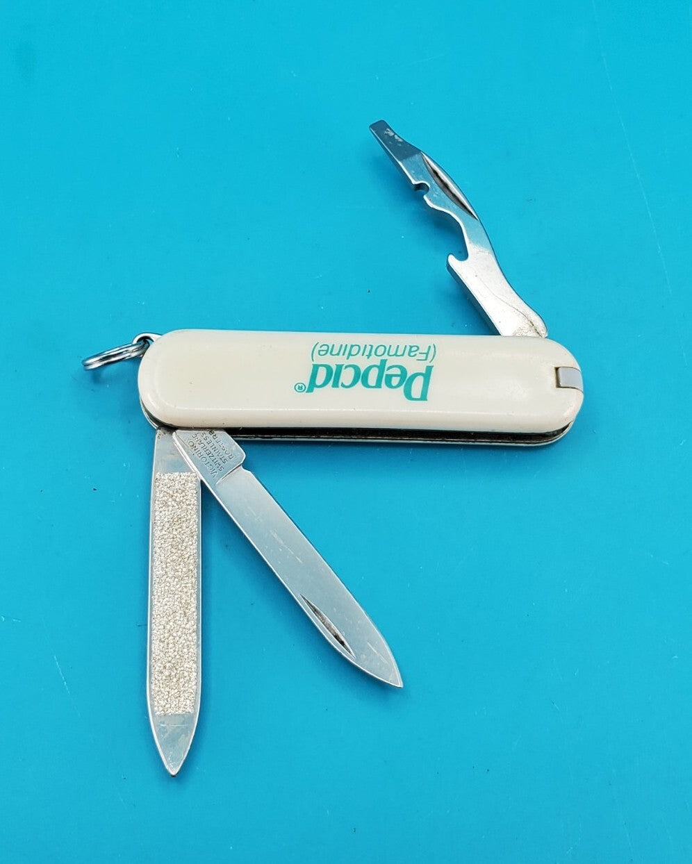Victorinox ROVER Swiss Army Knife Multi Tool! White! *PEPCID*