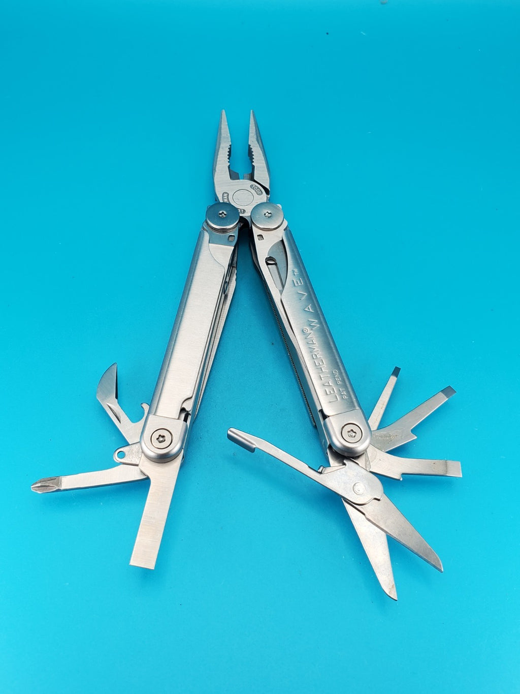 Leatherman Wave Original Vintage Retired, Dated 0400 (APR, 2004) EXCELLENT!