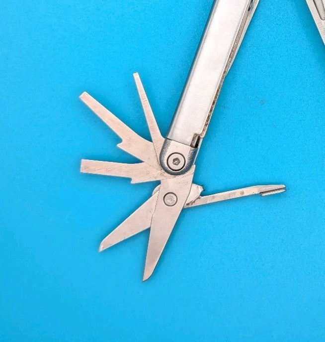Leatherman Wave Original Vintage Retired, Dated 0601 (JUNE, 2001)