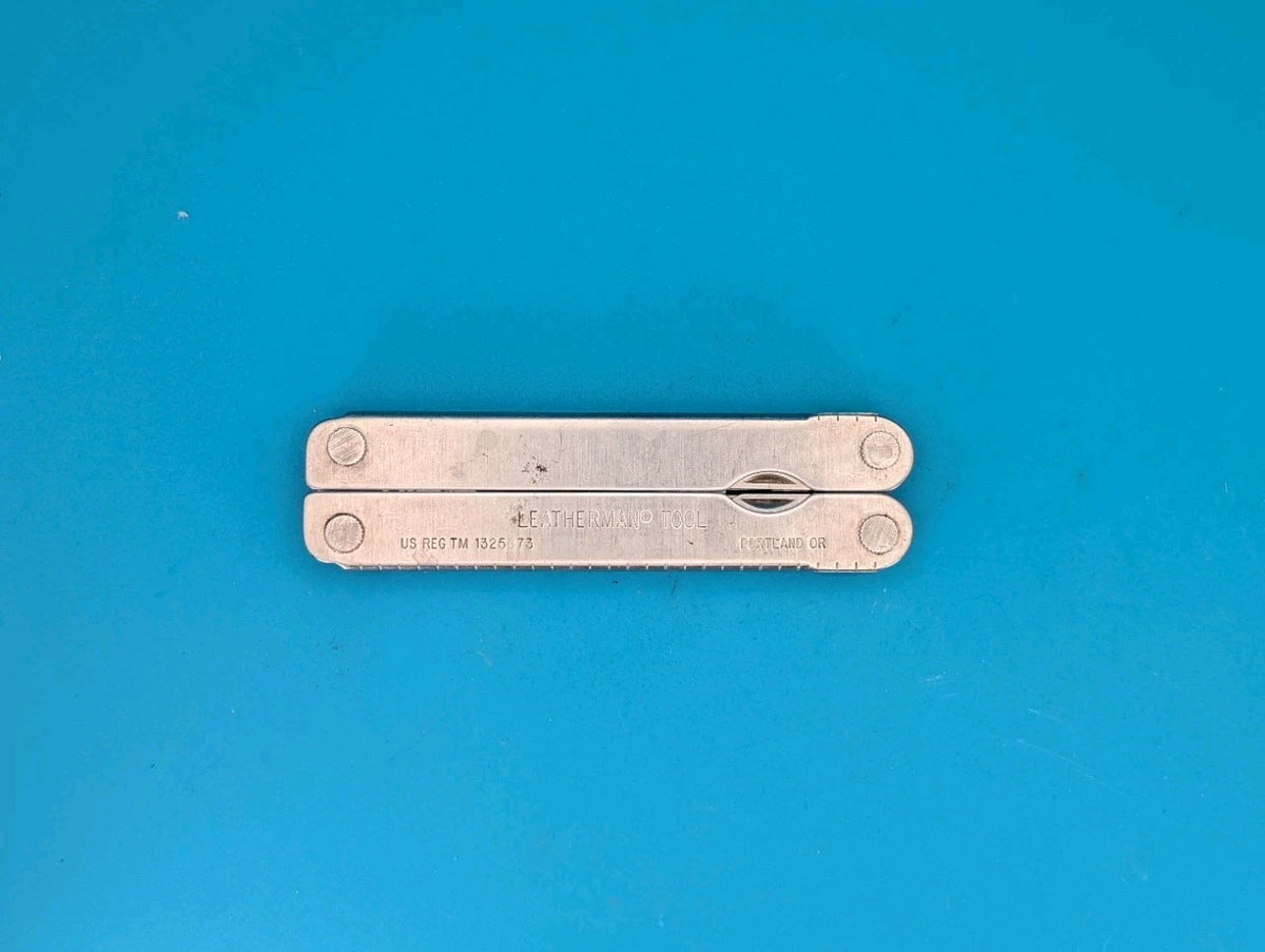 Leatherman PST Multi Tool! 11/95 DATE STAMP