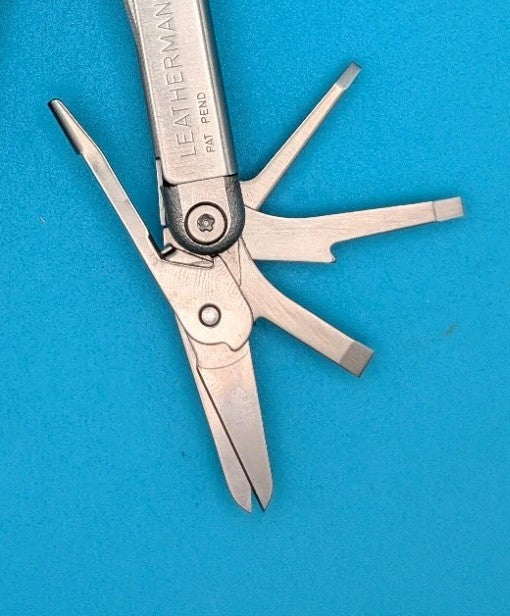 Leatherman Wave Original Vintage Retired, Dated 0301 (MAR, 2001) EXCELLENT!
