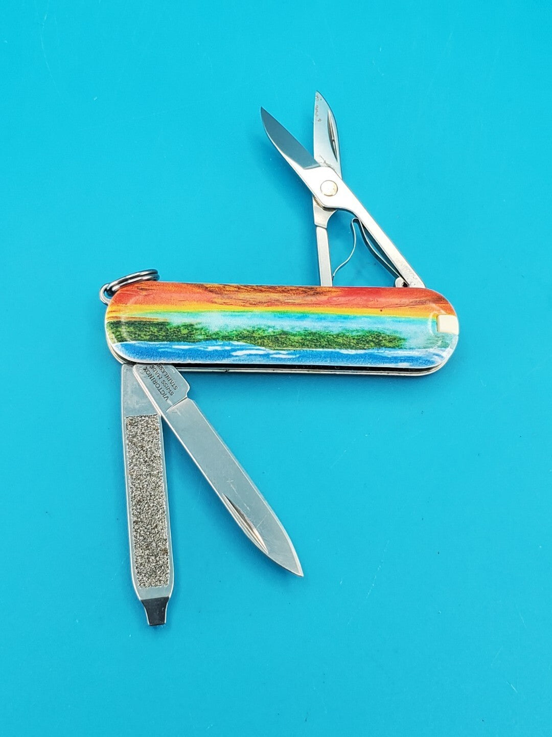 Victorinox Classic SD Yellowstone Prismatic Lake Swiss Army Knife Multi Tool!