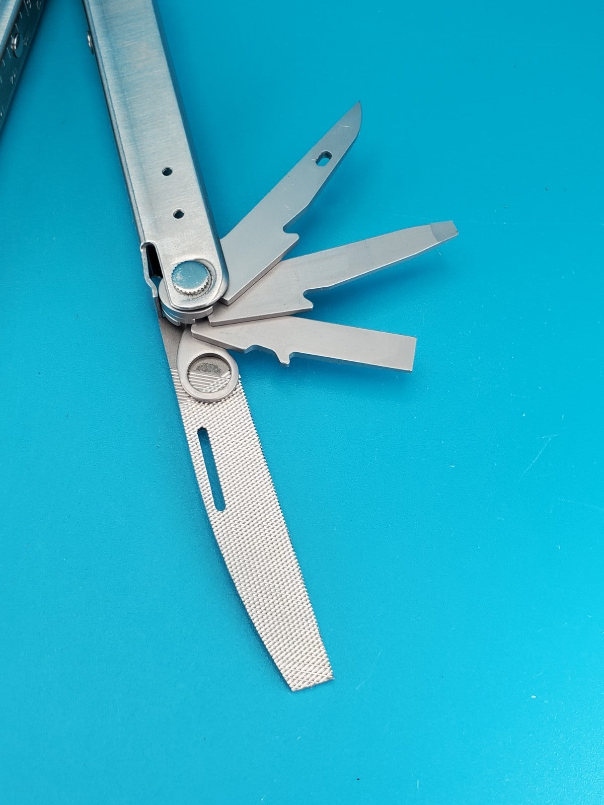 Leatherman Bond Multitool, Stainless Steel Everyday Tool