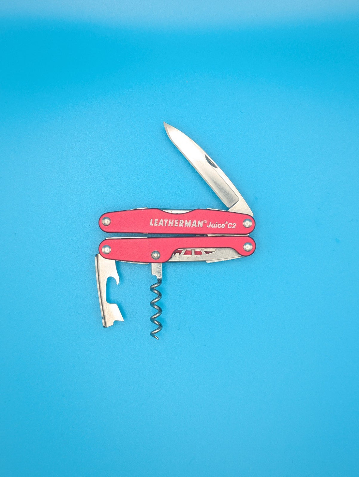 Leatherman Juice C2 Red Multi Tool! RETIRED! *JANIS PLASTICS*