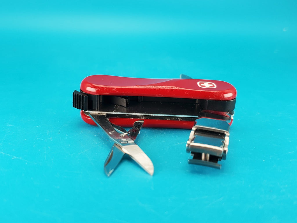 Wenger Nail Clip 580 Swiss Clipper Folding Pocket Knife Multi Tool! RED!