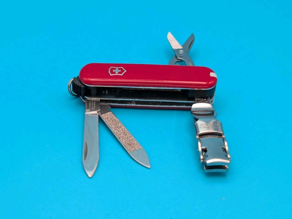 Victorinox Swiss Army Knife - Key Chain - Nail Clip 580 - RED! *MAX*