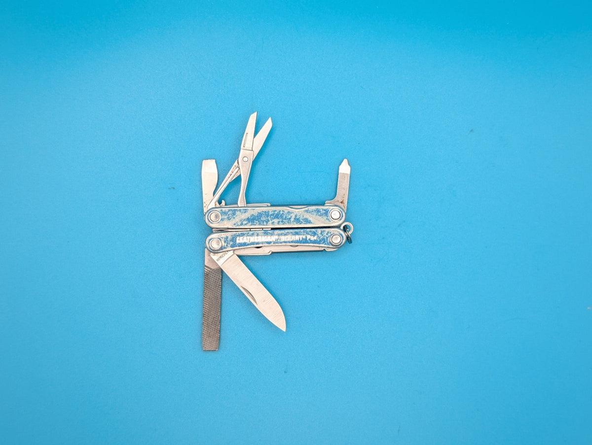 Leatherman SQUIRT PS4 Multi-Tool With Pliers Scissors Knife BLUE!