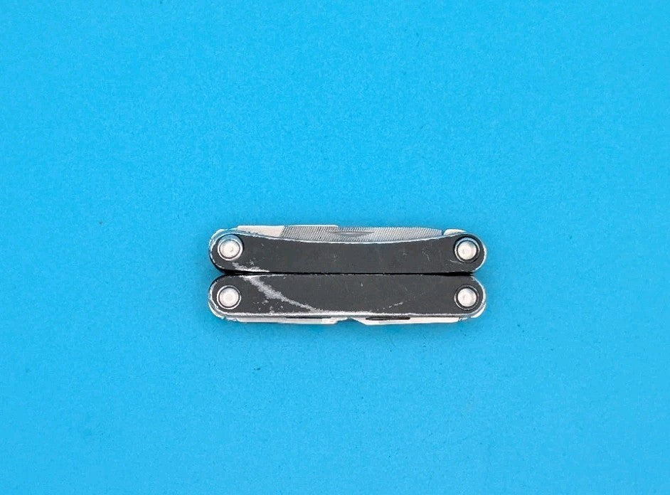 Leatherman SQUIRT PS4 Multi-Tool With Pliers Scissors Knife BLACK!